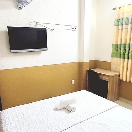 Khach San Huong Quynh Hotel Cidade de Ho Chi Minh Exterior foto