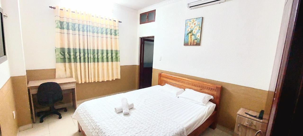 Khach San Huong Quynh Hotel Cidade de Ho Chi Minh Exterior foto
