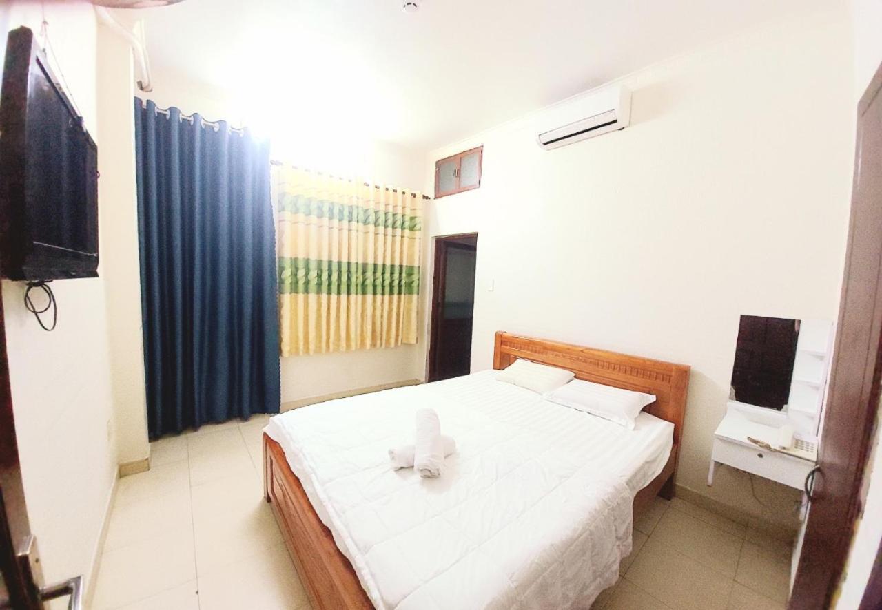Khach San Huong Quynh Hotel Cidade de Ho Chi Minh Exterior foto